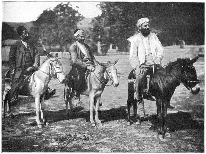 Lieden te paard uit Bitlis en de naburige dorpen.