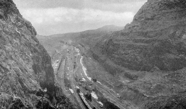 THE MAN-MADE CANYON AT CULEBRA