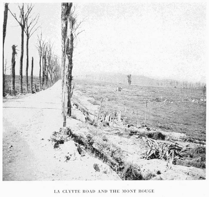 LA CLYTTE ROAD AND THE MONT ROUGE